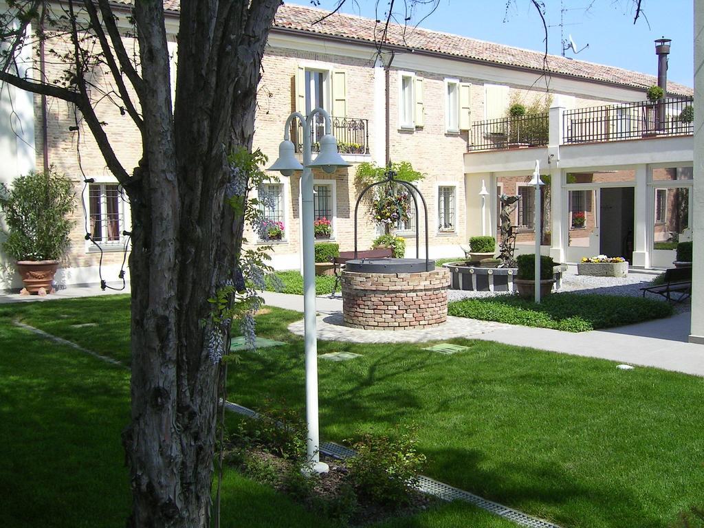Russi Relais Villa Roncuzzi מראה חיצוני תמונה