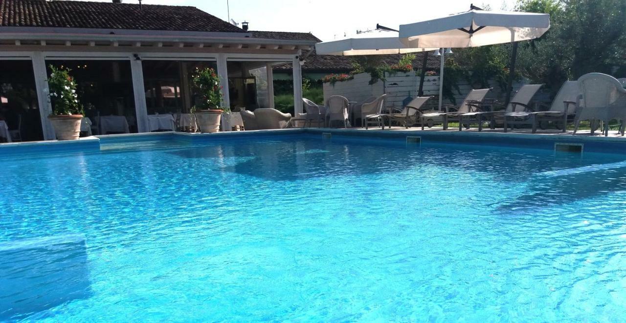 Russi Relais Villa Roncuzzi מראה חיצוני תמונה