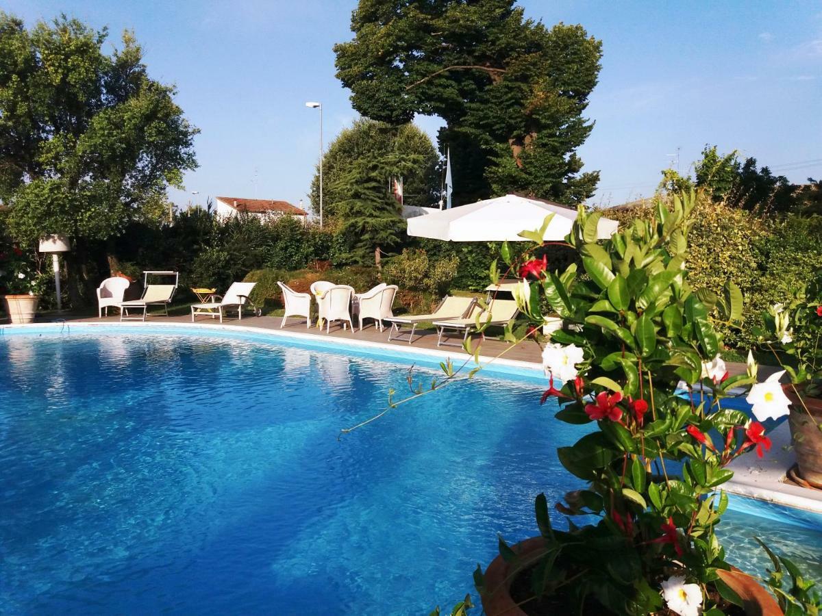 Russi Relais Villa Roncuzzi מראה חיצוני תמונה